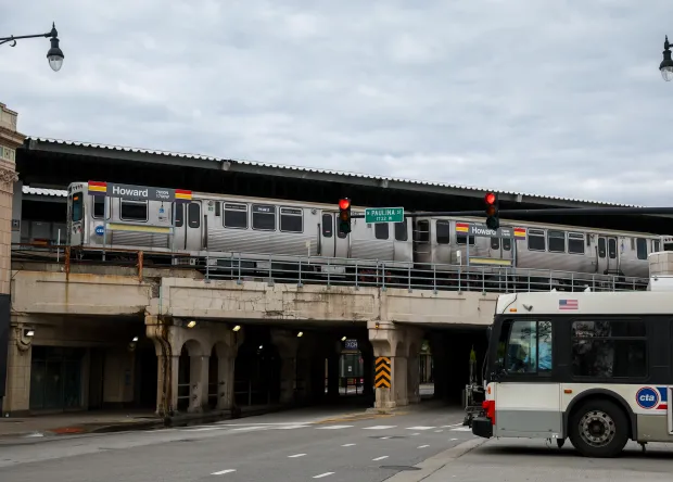 Chicago Transit Agencies Ordered to Prepare Two Budgets for 2026 Amid $771M Shortfall