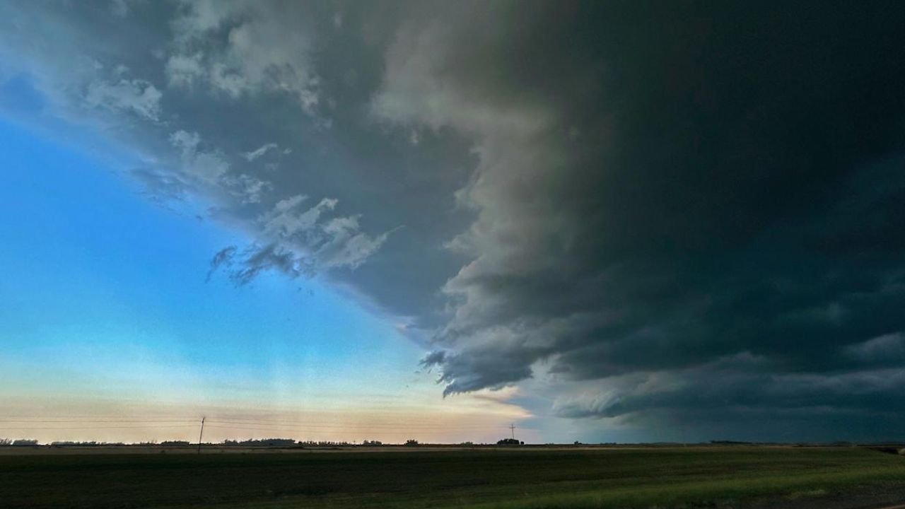 Chicago Braces for Scorching Weekend, With Storms Possible Late Sunday