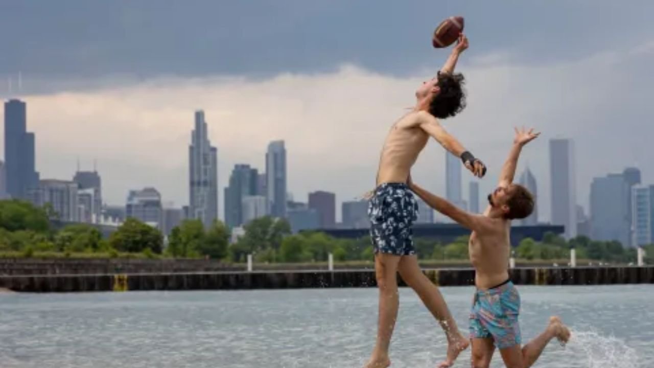 Chicago Weather Forecast: 90s Heat Hits Wednesday, Storms to Follow Later This Week