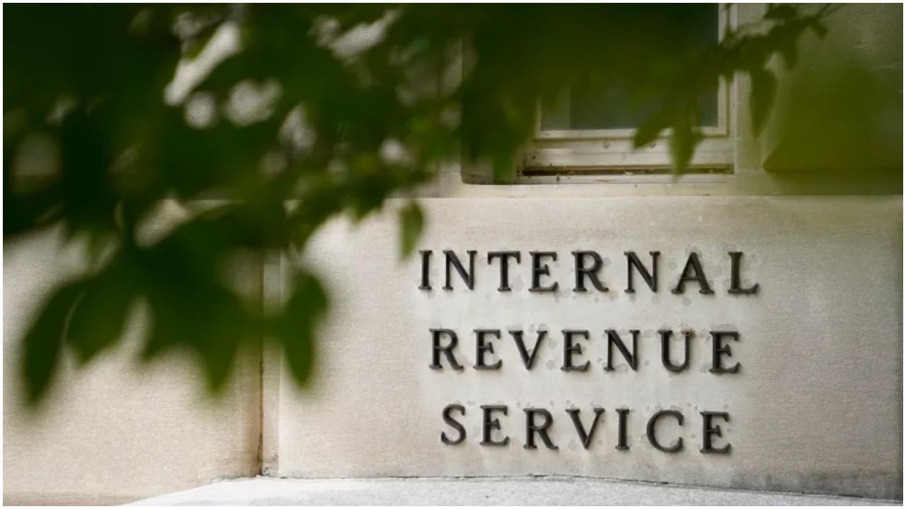 Duckworth and Illinois Lawmakers Demand IRS Explain False Tax Bills Sent to Americans Who Already Paid