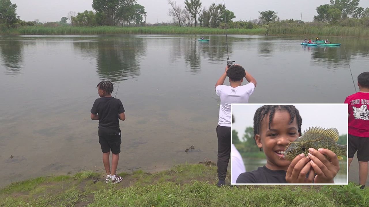 EAST MOLINE — Davenport Kids Explore QC Wetlands for First Time in Summer Field Adventure