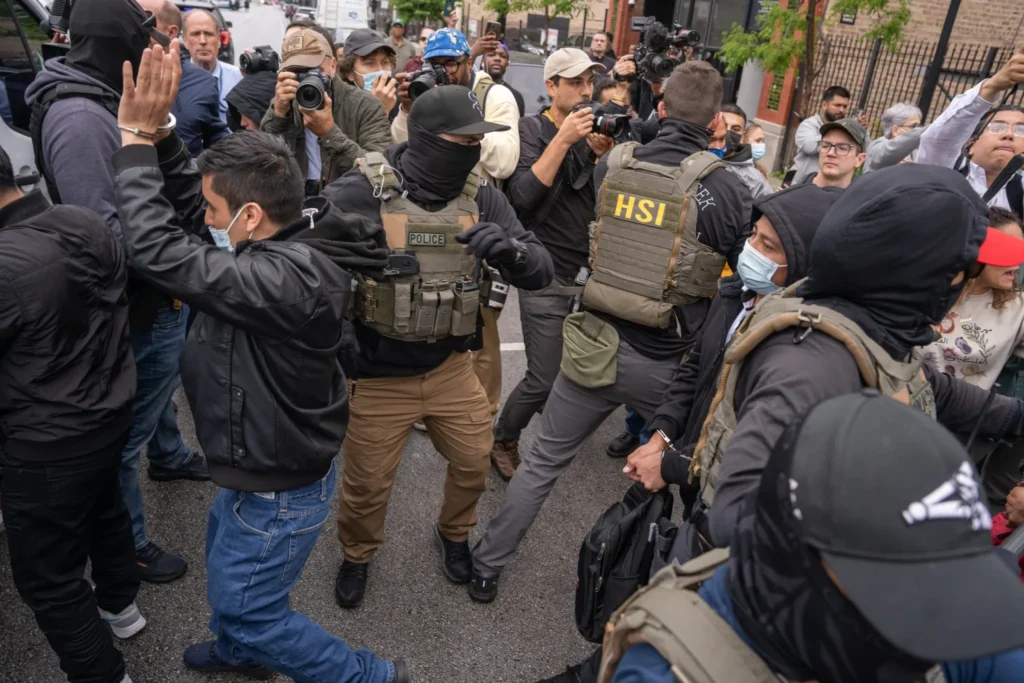 ICE Mass Arrests In South Loop Spark Chaos As Activists, Aldermen Clash With Agents
