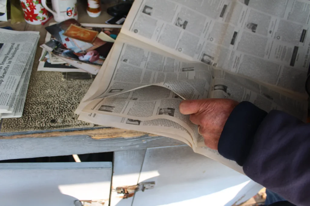 Edison Park’s Kaage Family Newsstand Closing After 82 Years