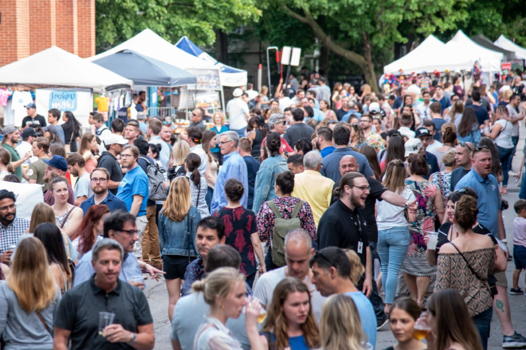 29 Things To Do In Chicago This Weekend: Blues Fest, Ribfest, Art Fairs, and More 
