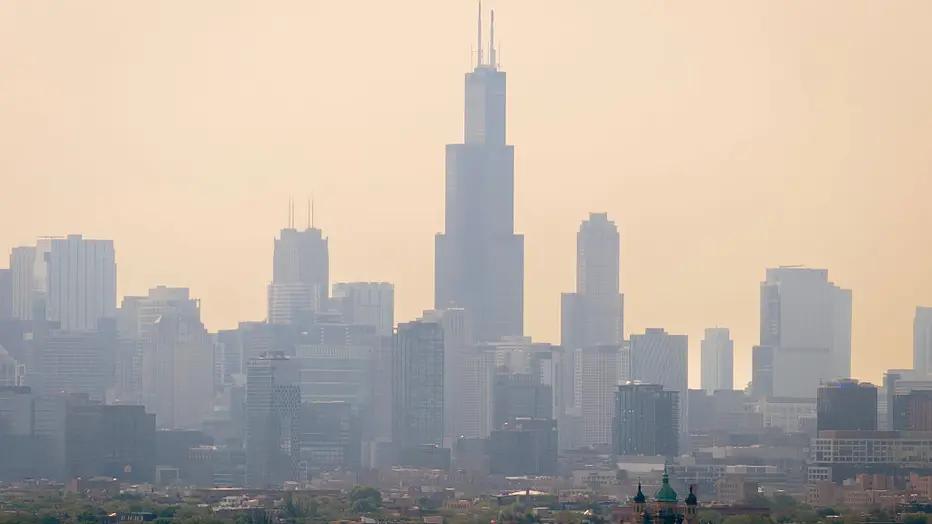Illinois Air Quality Alert: Joliet And Aurora Hit AQI 120+ As Wildfire Smoke Prompts Outdoor Warnings