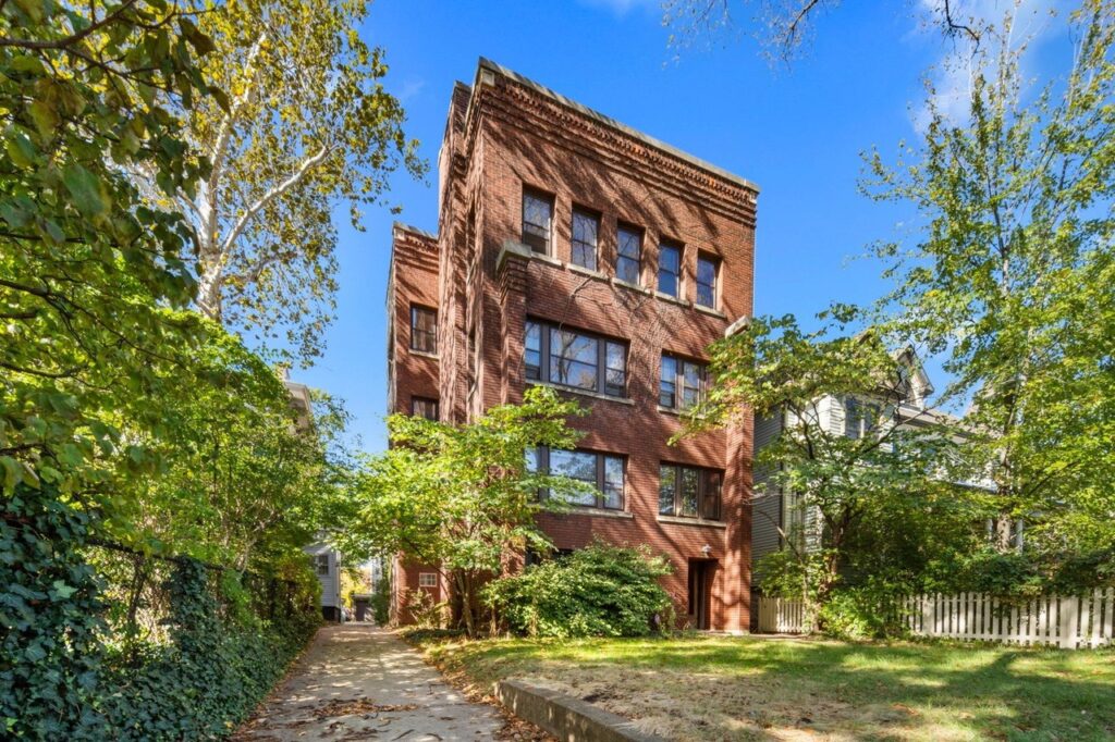 Five Historic Chicago Condos For Sale That Preserve Classic Charm