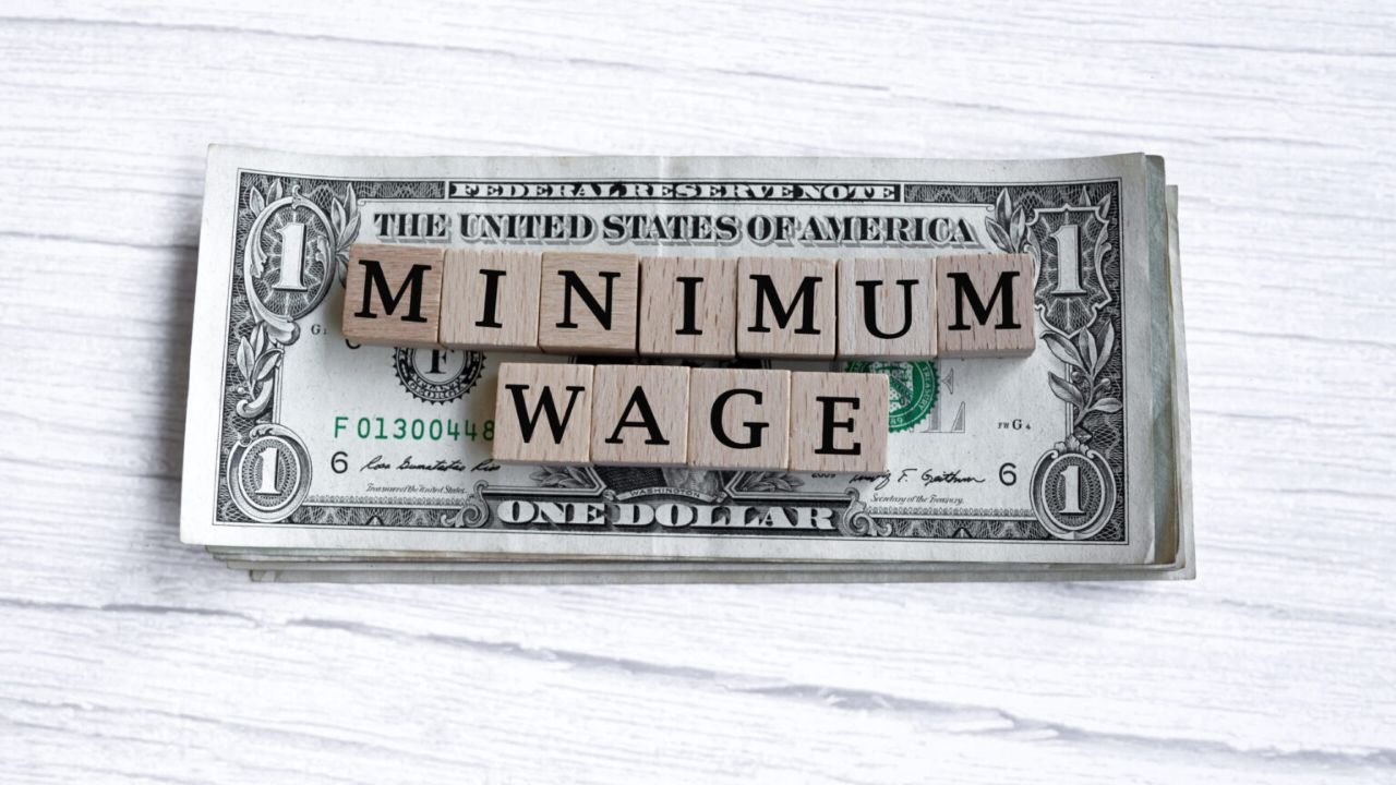 Chicago Minimum Wage Just Increased — Here’s How Much You Should Be Making in 2025