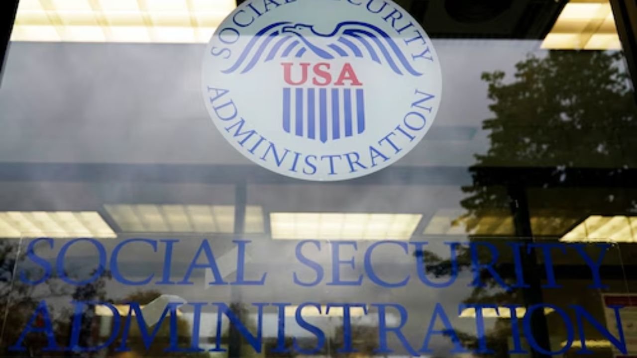 Illinois Residents: How Much More Are You Getting From Social Security in 2025?