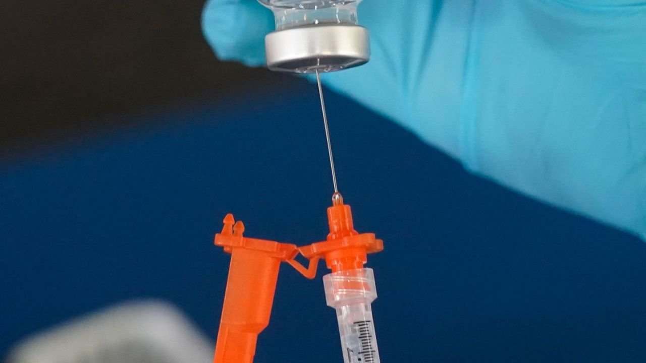 RFK Jr.'s FDA Officials Overruled Career Scientists to Limit COVID-19 Vaccine Approvals