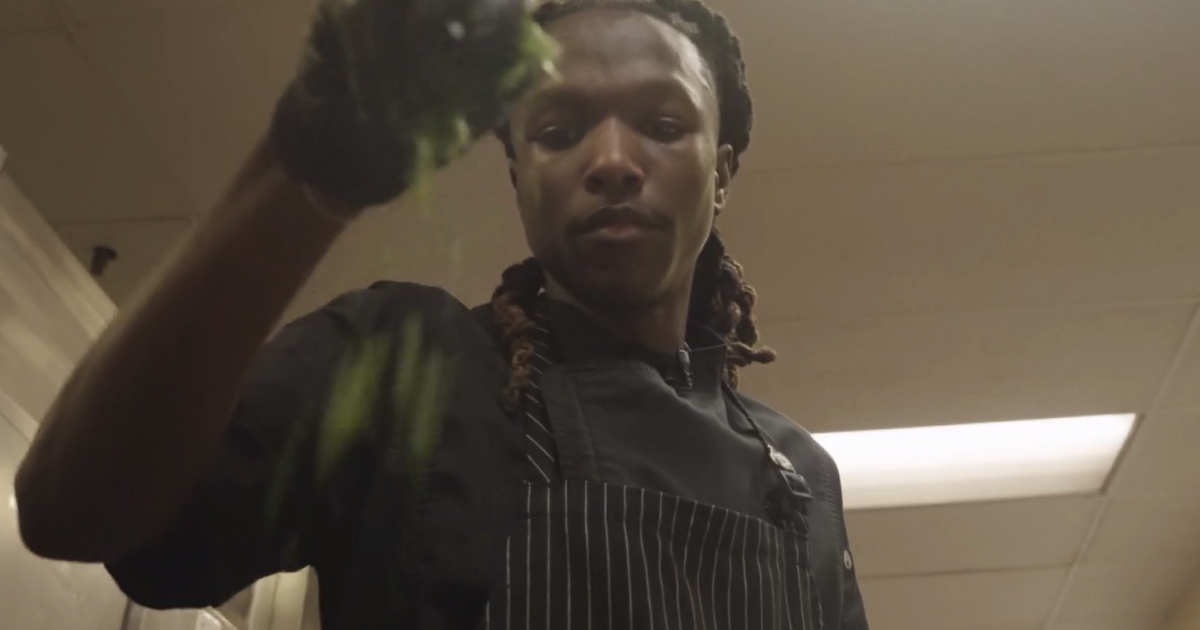 Chicago Man Overcomes Gastroschisis to Become Chef and Artist