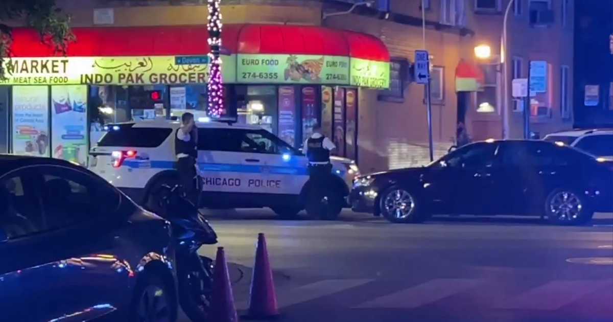 Man Shot During Quarrel in Chicago’s West Rogers Park Near Devon Avenue
