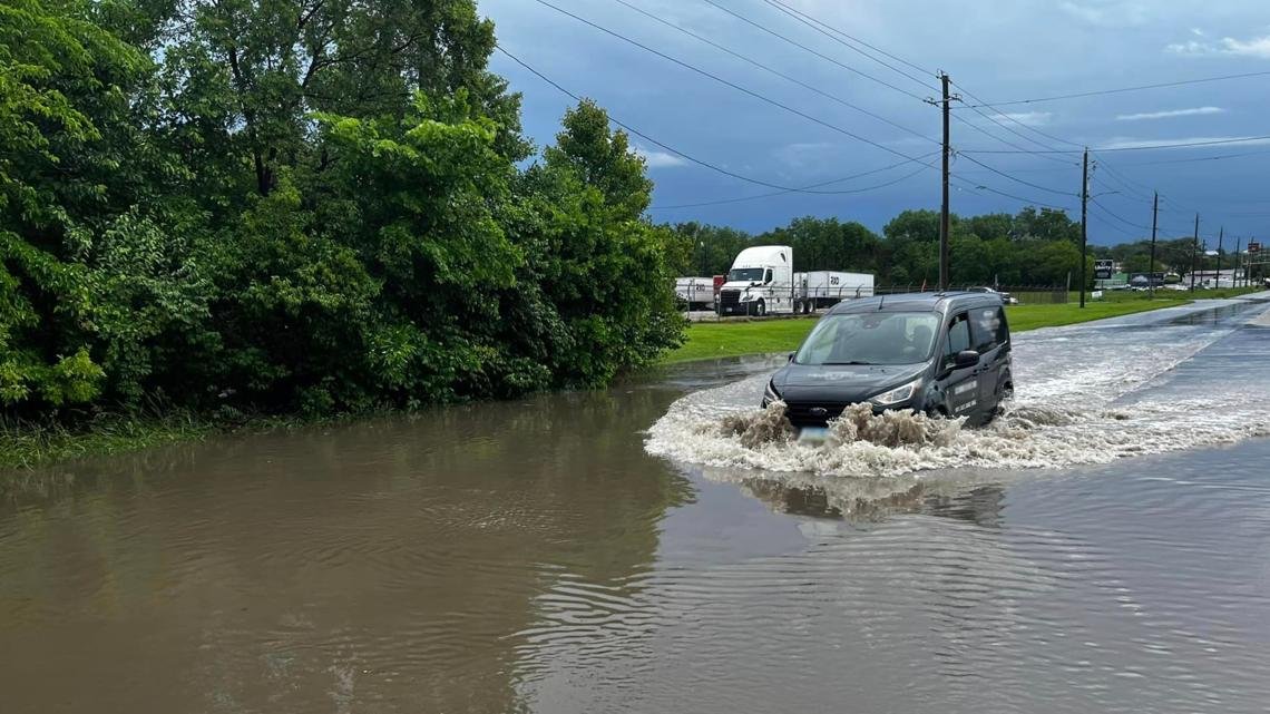 Flash Flood Warning Issued for Central Iowa as Des Moines Roads Close Due to High Water