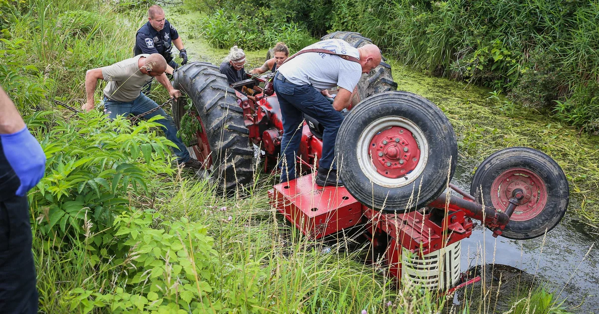 Elderly Man Hospitalized After Being Trapped Under Tractor in Creek Northwest of Chicago