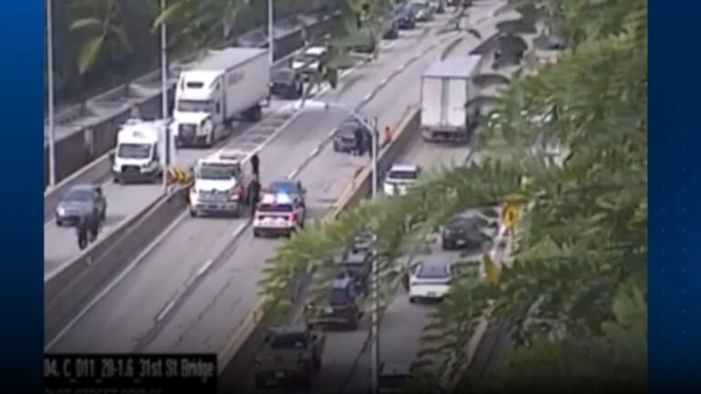 Pittsburgh Traffic Crash on PA 28 Near 31st Street Bridge Brings Major Morning Delays